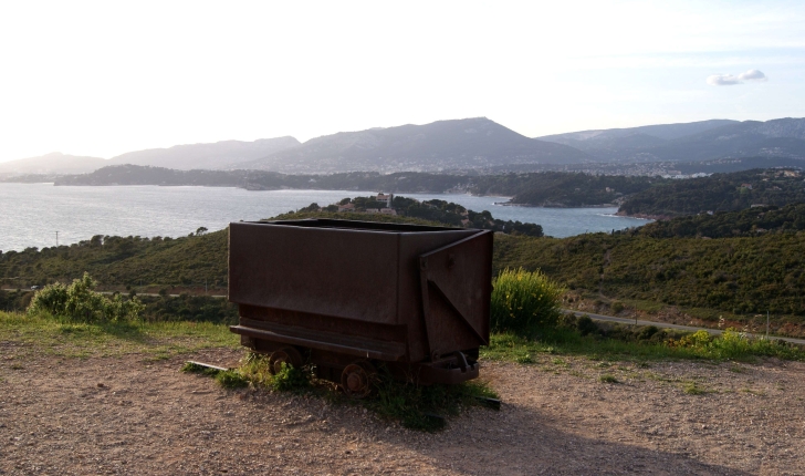 Vue du Musée de la mine de Cap Garonne, Le pradet ‎