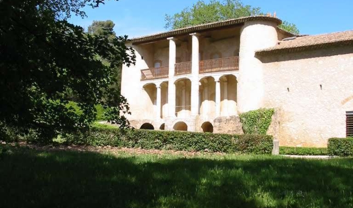 Pavillon de chasse du roi René (Crédits : Marc Guerrini)